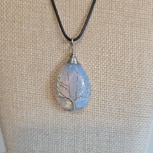 Opalite Silver Tree of Life Pendant Necklace NWT